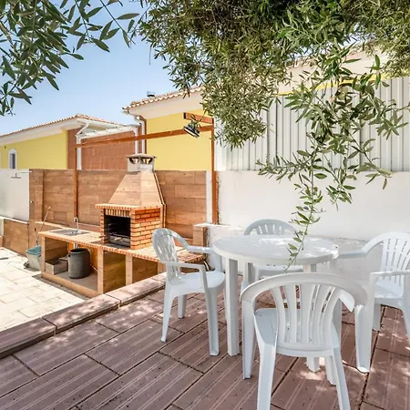 Bright 3bdr House With Pool By Lovelystay Portimão