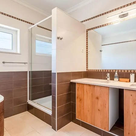 Bright 3bdr House With Pool By Lovelystay Feriehus Portimão