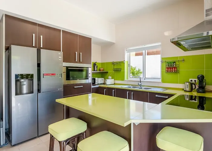 Bright 3bdr House With Pool By Lovelystay * Portimão