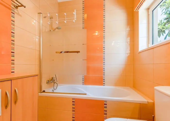 Bright 3bdr House With Pool By Lovelystay * Portimão