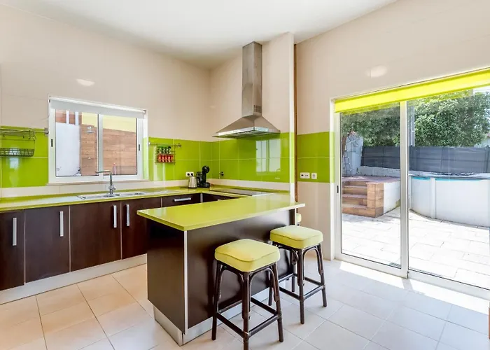 Bright 3bdr House With Pool By Lovelystay * Portimão